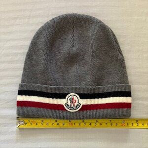 NWOT virgin wool unisex Moncler Berretto Tricolour Stripe Beanie